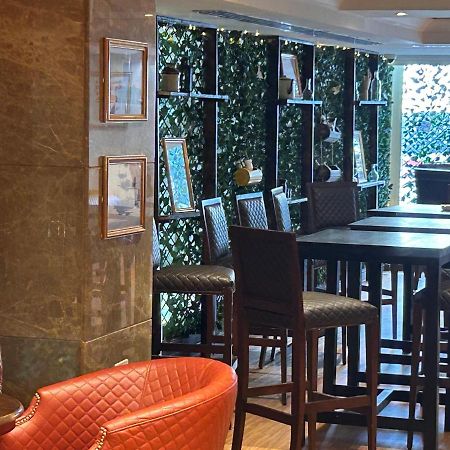 Ramada By Wyndham Doha Old Town Hotel Eksteriør billede