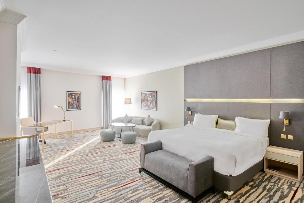 Ramada By Wyndham Doha Old Town Hotel Eksteriør billede