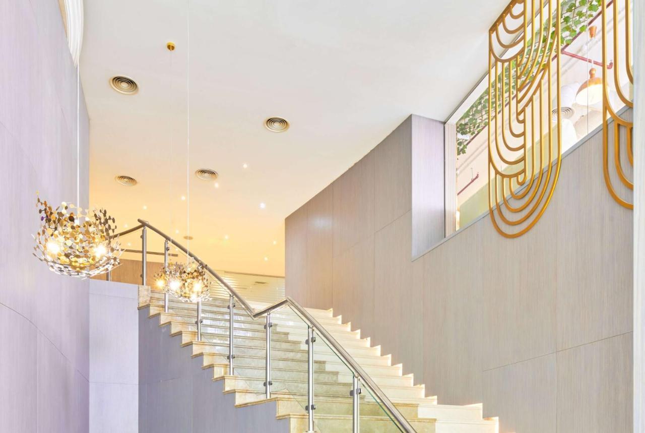 Ramada By Wyndham Doha Old Town Hotel Eksteriør billede