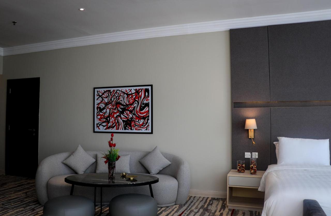 Ramada By Wyndham Doha Old Town Hotel Eksteriør billede