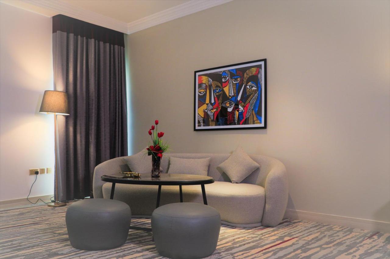 Ramada By Wyndham Doha Old Town Hotel Eksteriør billede