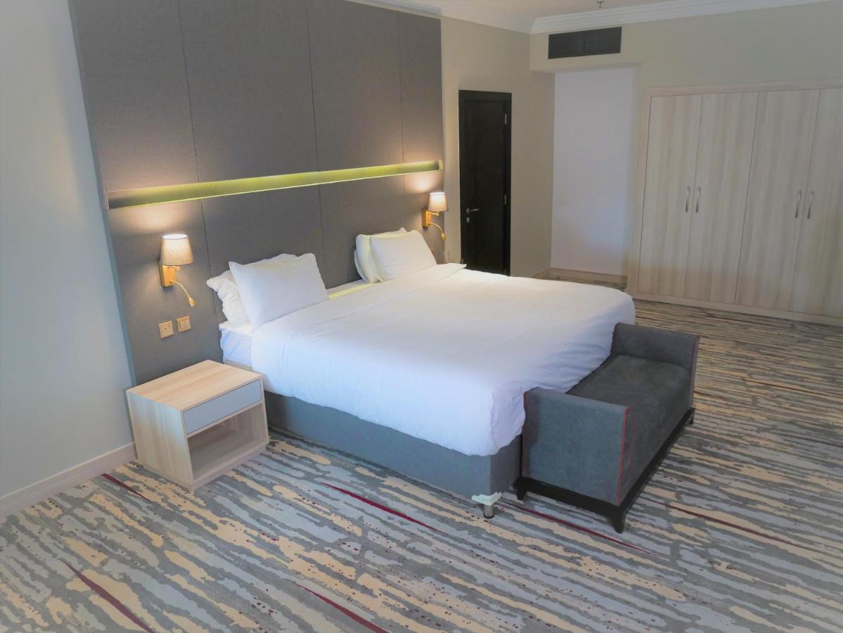 Ramada By Wyndham Doha Old Town Hotel Eksteriør billede